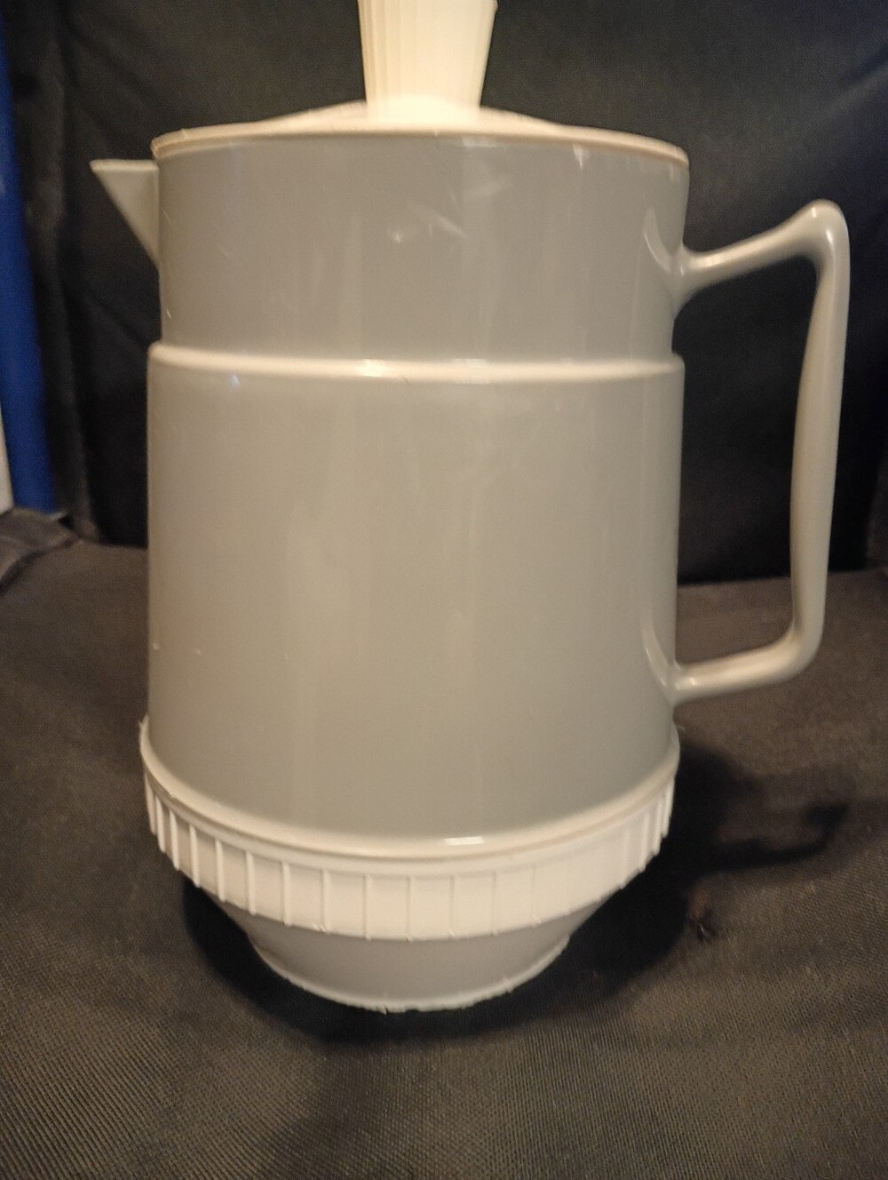 Delta Airlines Vintage Water Coffee Carafe Pitcher Gray/White 48oz